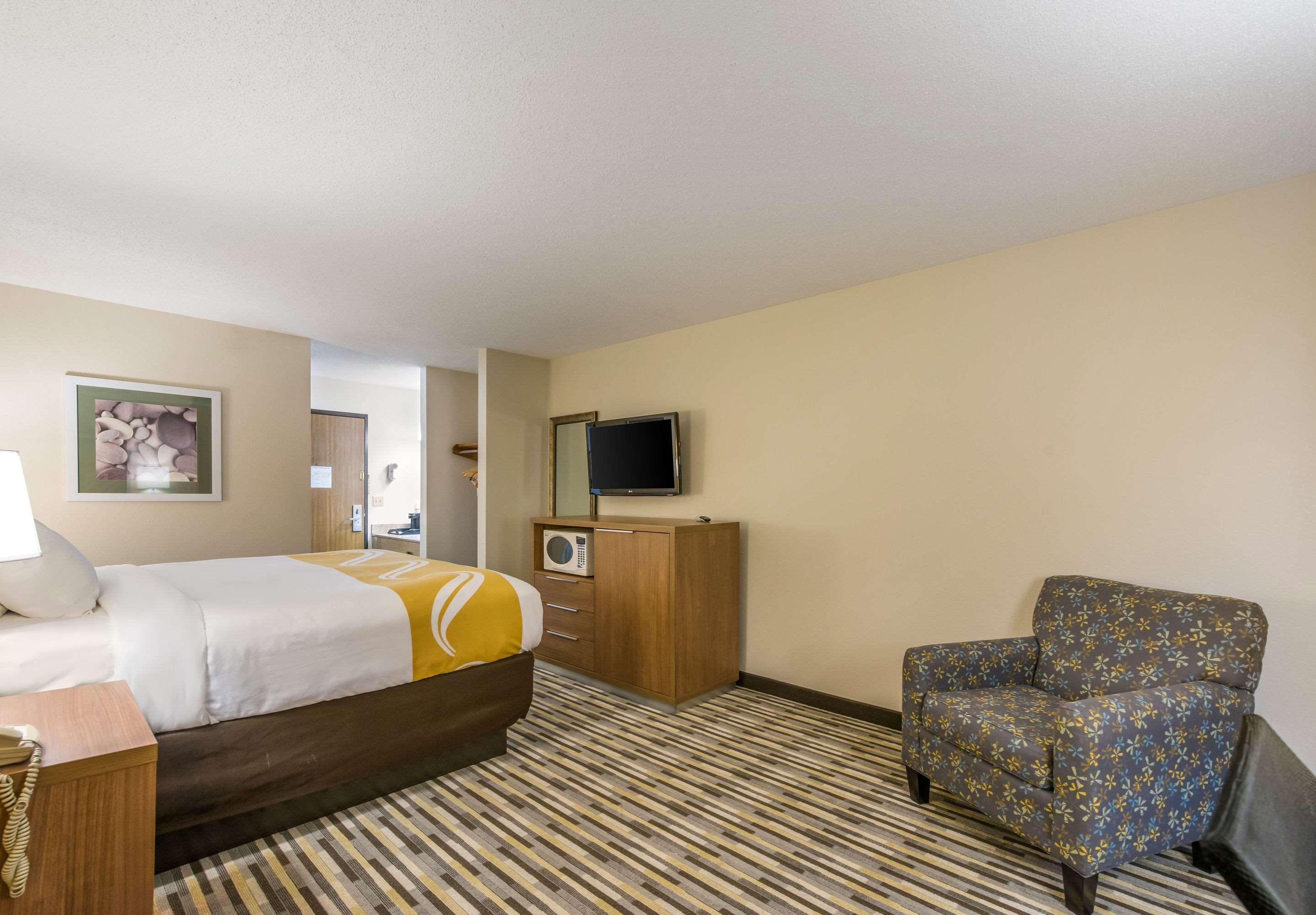 Quality Inn Michigan City South Exterior photo